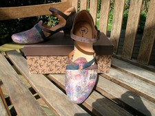 Think Aida Pumps, Flamenco