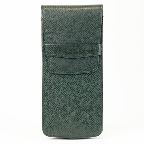 Louis vuitton taiga leder - vuitton,