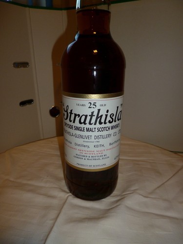Strathisla single malt whisky - single,