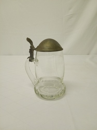 Bierkrug mit zinndeckel - bierkrug,