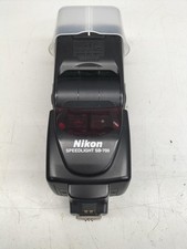 NIKON SB-700 Speedlight