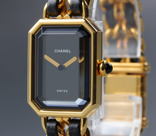 Near mint chanel premiere - mint, l