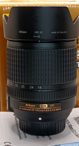 Nikon nikkor 18 140mm - dx,