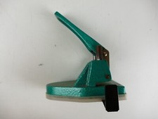 Locher markenlos grüner Hammerschlaglack W-3503