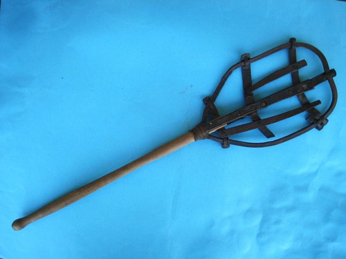 Antiker teppichklopfer aus - teppichklopfer,