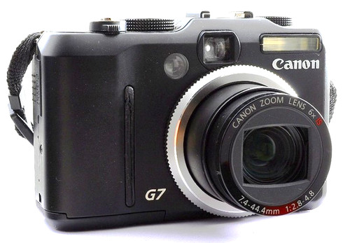 Fast neuwertig canon - [fast, neuwertig]