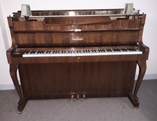 SCHIMMEL Piano gebraucht mit Beleuchtung