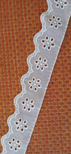 Meter batist spitze 33 - 6,1,