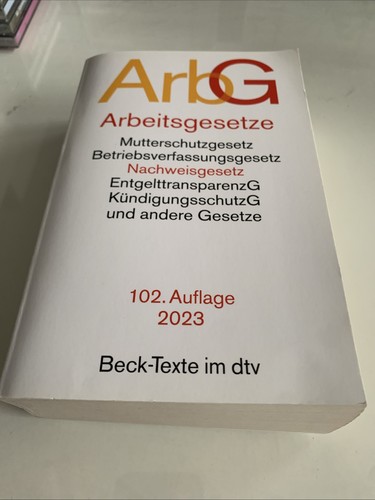Arbeitsgesetze 2023 102 - -,