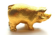 SKULPTUR SCHWEIN 24 KARAT GOLD