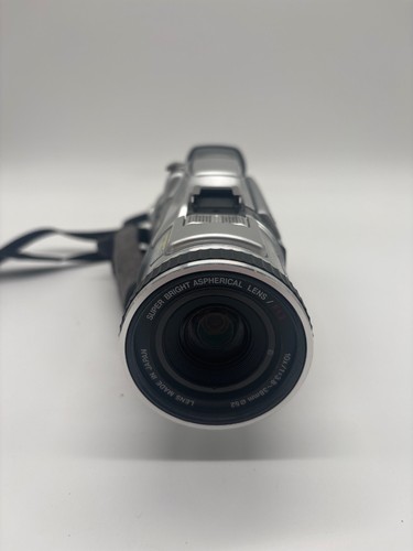Jvc kamera - f1.2,