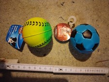 Hundespielzeug  5  verschiedene  Bälle  2 neu