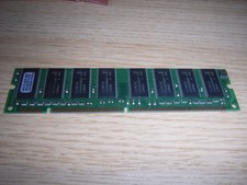 64 MB SD-RAM 168-pin 3,3V  8