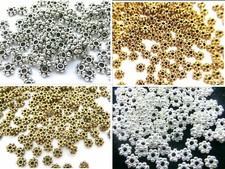 100 -1000 Daisy Spacer 4mm rund Metallperlen Blume Farbwahl Zwischenperlen Perle