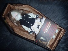 Mezco Living Dead Doll Vanishing Hitchhiker Serie 17 Vitrinen Objekt ansehen!