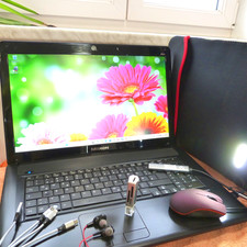 Medion E7214 17 Zoll HDPLUS l