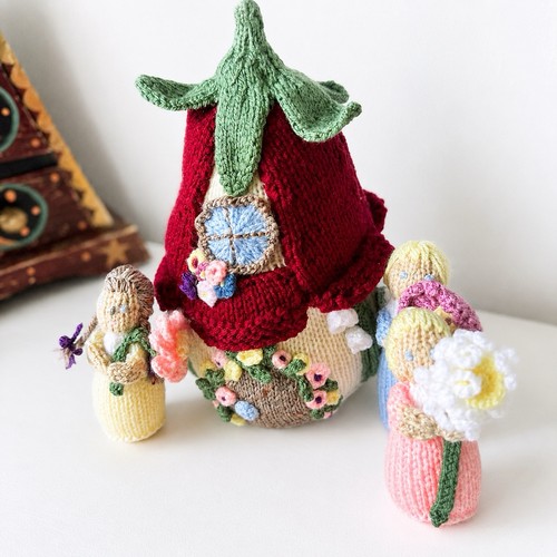 Handgestricktes feenhaus - handgestricktes,