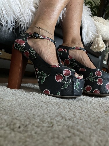 Sexy high heel - high,