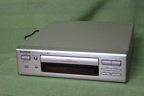 Onkyo 721 cd player - c-721,