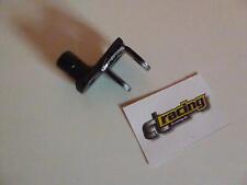 Fußrastenhalter front footrest assy passt an Triumph Daytona 1200 900 Super 3 sw