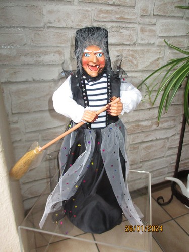 Hexe kräuterhexe figur - kräuterhexe,