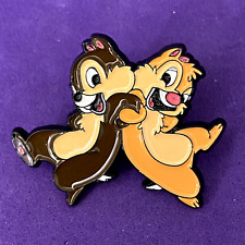 Pin, Badge, Anstecker, A- und B-Hörnchen, Chip & Chap