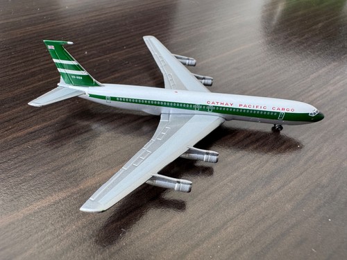 Cathay pacific cargo - pacific,