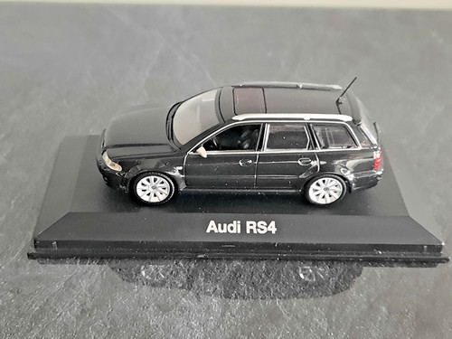Minichamps audi rs4 - minichamps,