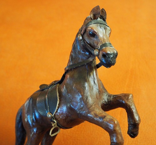 Pferd skulptur steigend 22cm - skulptur,