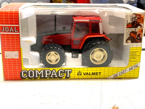 Farm valmet 8400 - 1:32.farm., 4x4