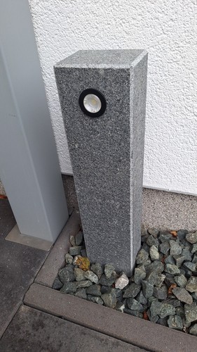 Granitpalisade 50x12x10cm mit