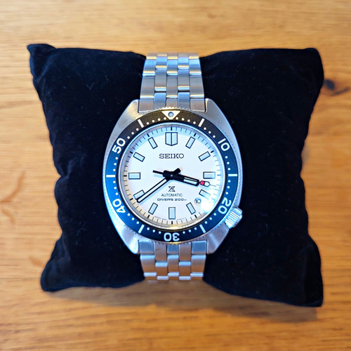 Seiko prospex spb313j1 - seiko,