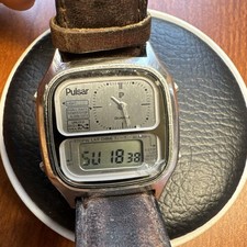 RARE 1981 Pulsar Y651-5060 Men