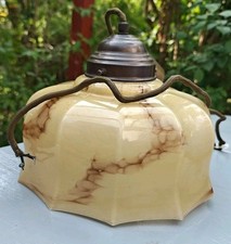 schöne alte Deckenlampe aus