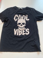 Mega cooles T-Shirt von H&M Gr. 146/152 schwarz mit weißem Totenkopf #ALE