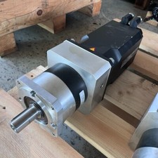 1x Kollmorgen Seidel 6SM 77K-3.000-G 87527 + PLE120/115 Servomotor + Getriebe