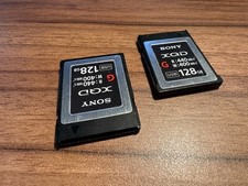 2 x SONY XQD Speicherkarte 128 GB + original Sony Card Reader inkl. USB-Kabel