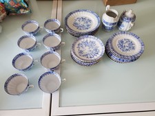 28 Tlg. Geschirr-Set China