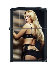 Zippo Striptease Pin up