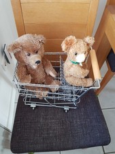 Einkaufswagen mit 2 alten