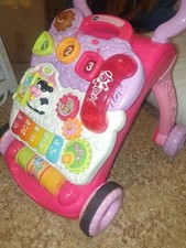 Spiel und Lauflehrnwagen klein