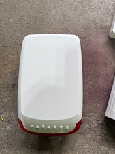 Paradox SR130 | Kabellose Außensirene mit integriertem Stroboskoplicht