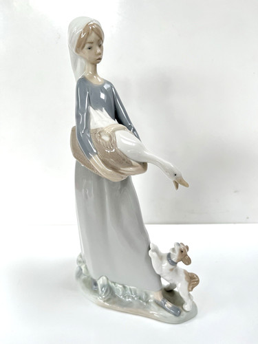 Lladro mädchen mit gans - mit,