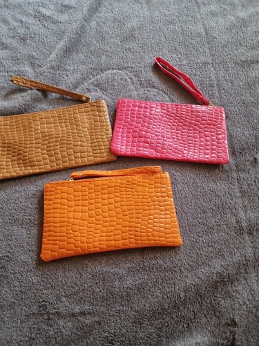 Set aus kleinen handtaschen - aus, 3