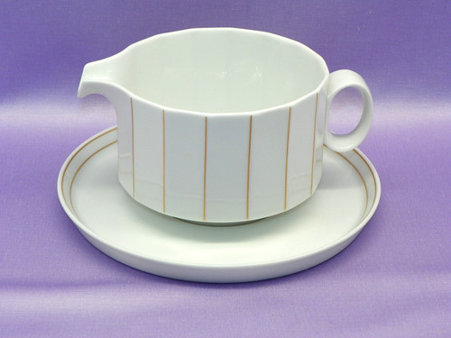 Sauciere mit unterteller von - mit,