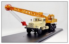 KrAZ-257 (KS-4561) truck crane
