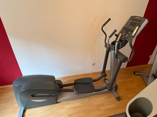 Lifefitness crosstrainer - lifefitness,