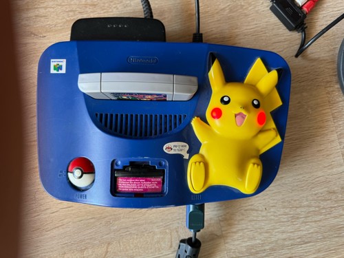 Nintendo n64 pikachu - nintendo,