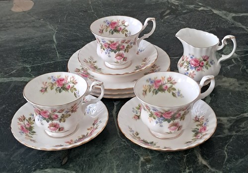 Royal albert moss - royal, rose
