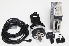 Servomotor Yaskawa Harmonic Drive 5:1 und Servopack 400W, NEU!